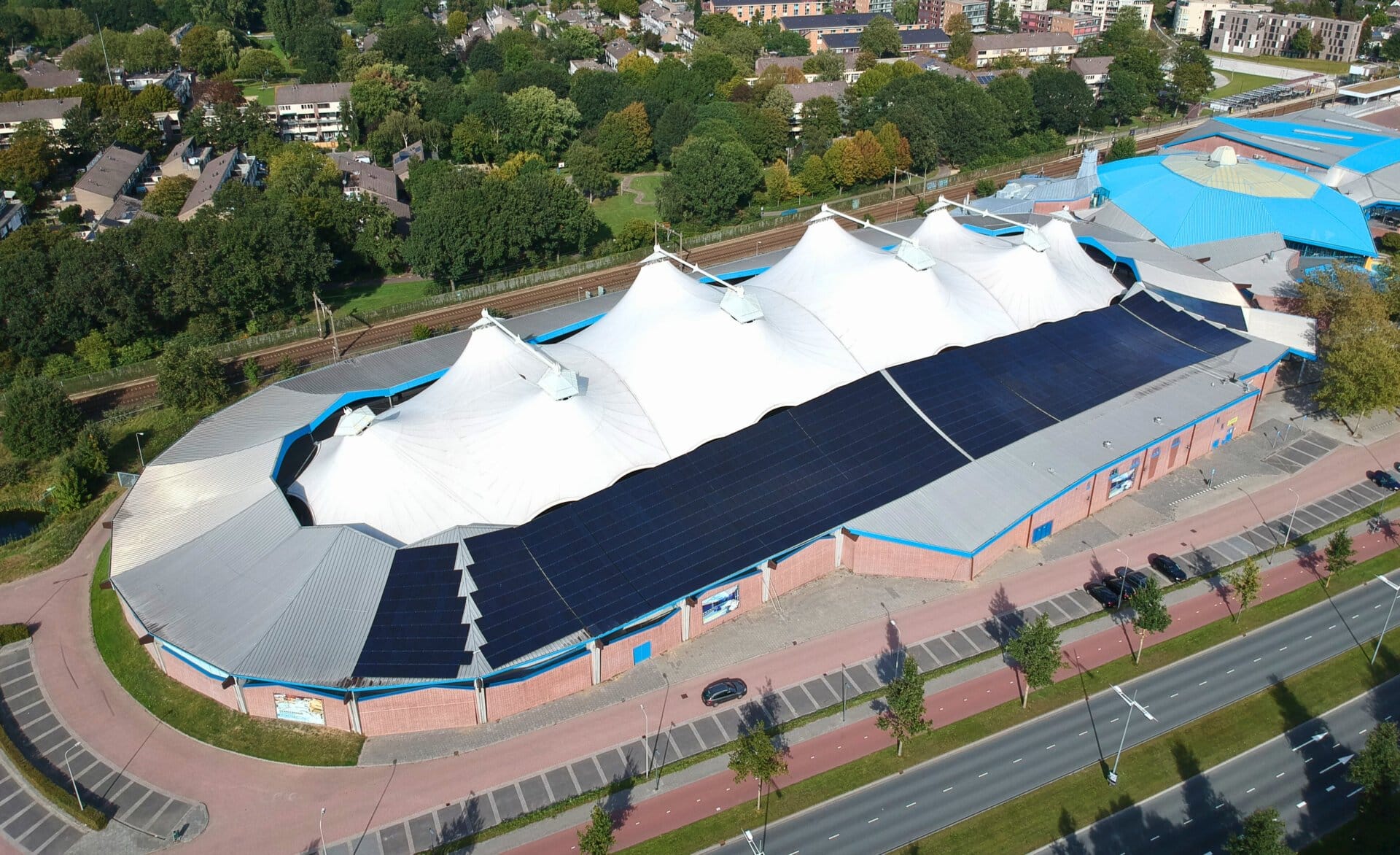 Zwembad en IJsbaan De Scheg in Deventer